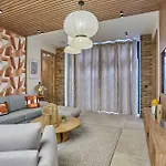 Exceptional 4Bdr 10P Apartment Near Montmartre