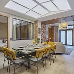 Exceptional 4Bdr 10P Apartment Near Montmartre