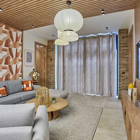 Exceptional 4bdr 10p Near Montmartre Apartment