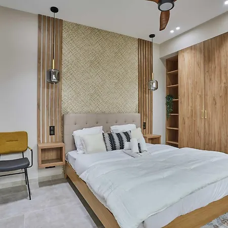 Exceptional 4bdr 10p Near Montmartre Apartment *